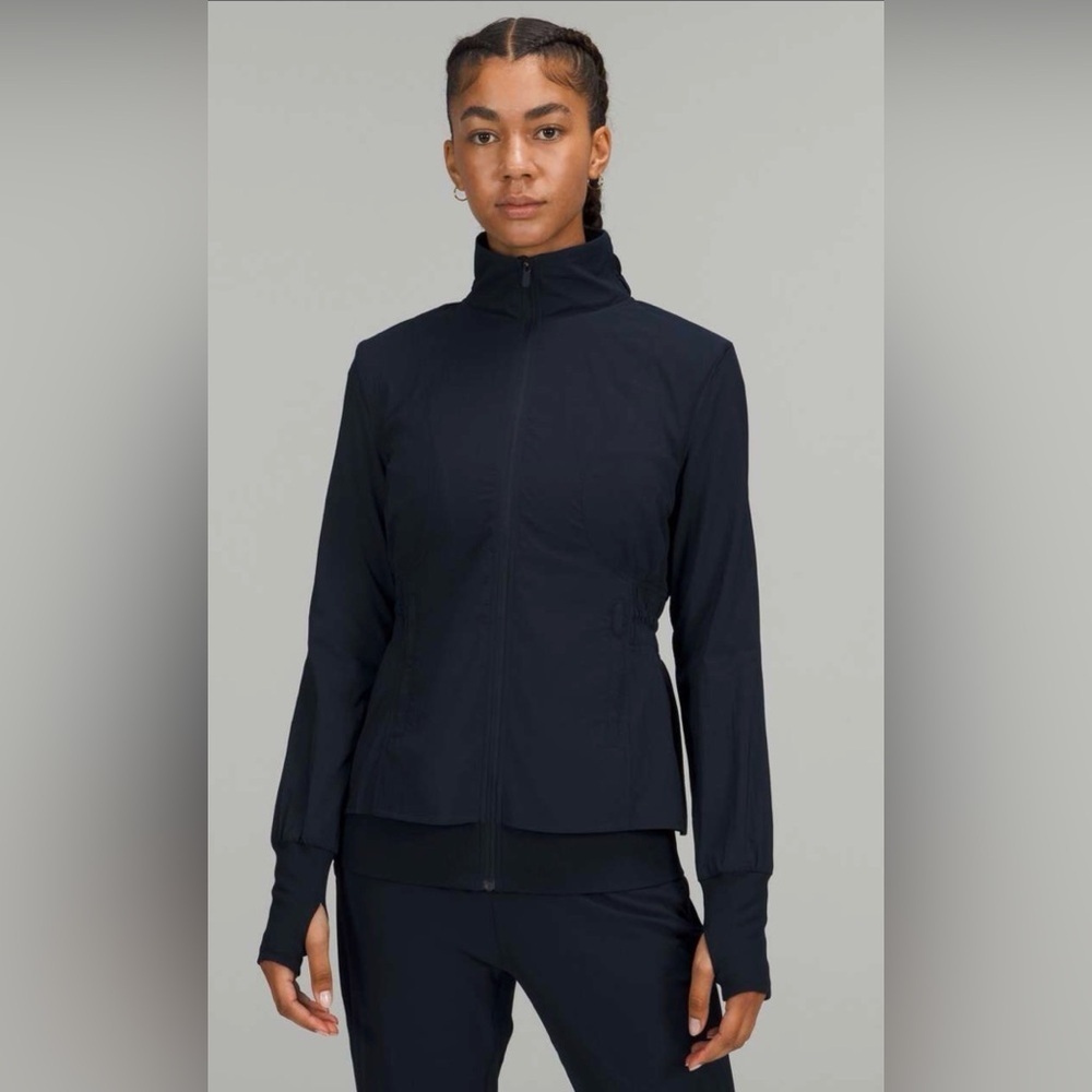 ✨ Lululemon Sights Seen Jacket — Size 6 — True Navy — NWT